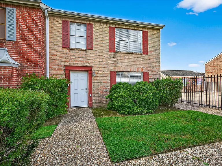 4064 Belle Park Dr #4064 — Photo 6