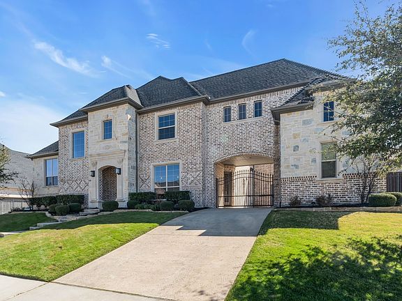 3rd image of 960 Packsaddle Trl