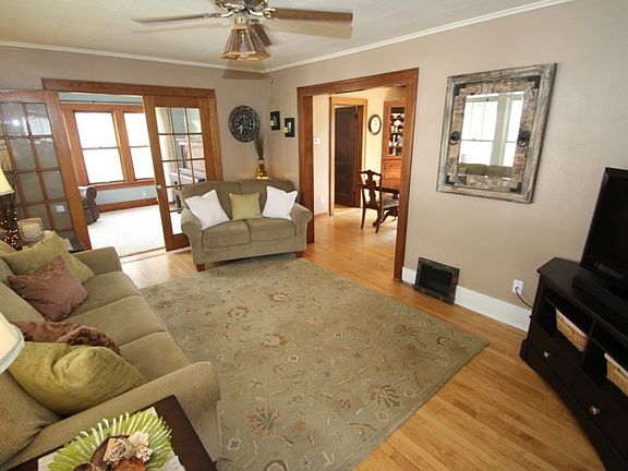 Comfortable Living Room