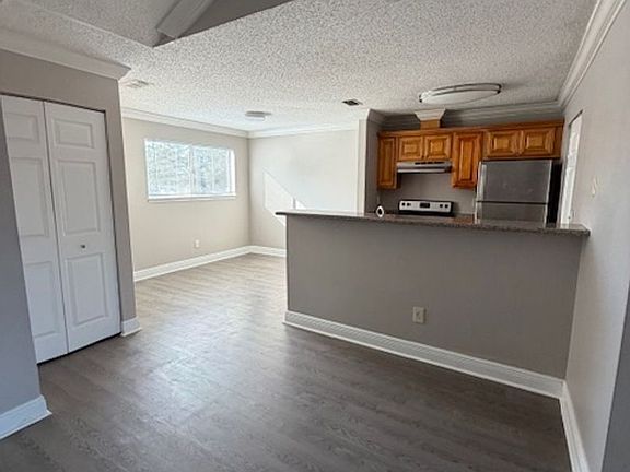 2nd image of 7298 Ulmerton Rd APT 611