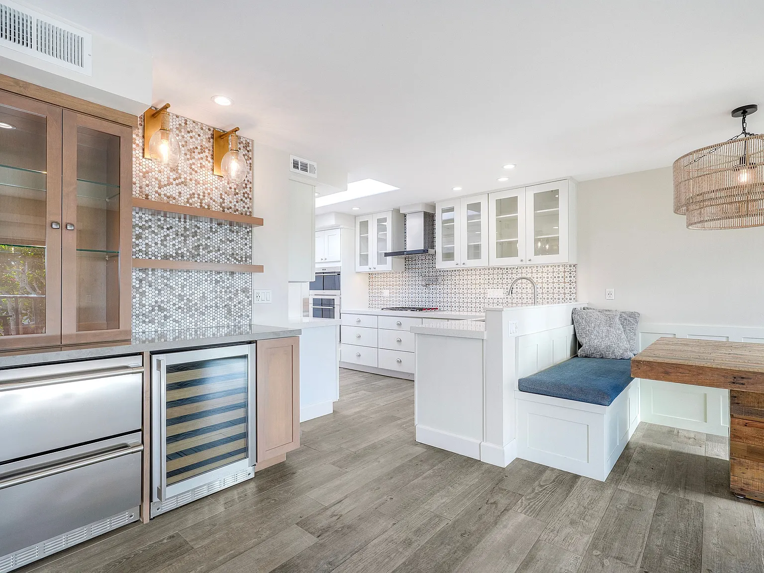 2 bed, 1446 sqft, $8,000 — Photo 2