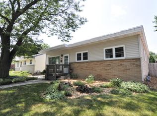 3811 N 83rd St, Milwaukee, WI 53222