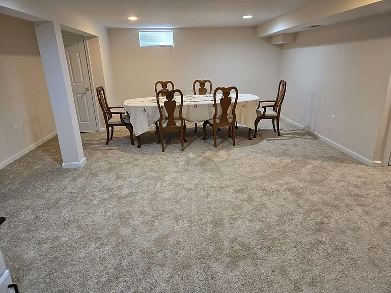 302 Park Hall S — Photo 4