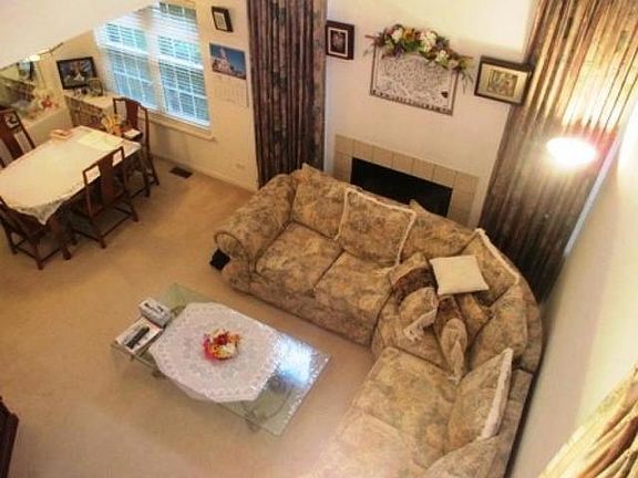 3rd image of 145 Holmes Way