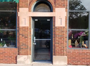 903 W Irving Park Rd #2, Chicago, IL 60613