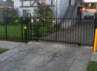 114 E 80th St, Los Angeles, CA 90003
