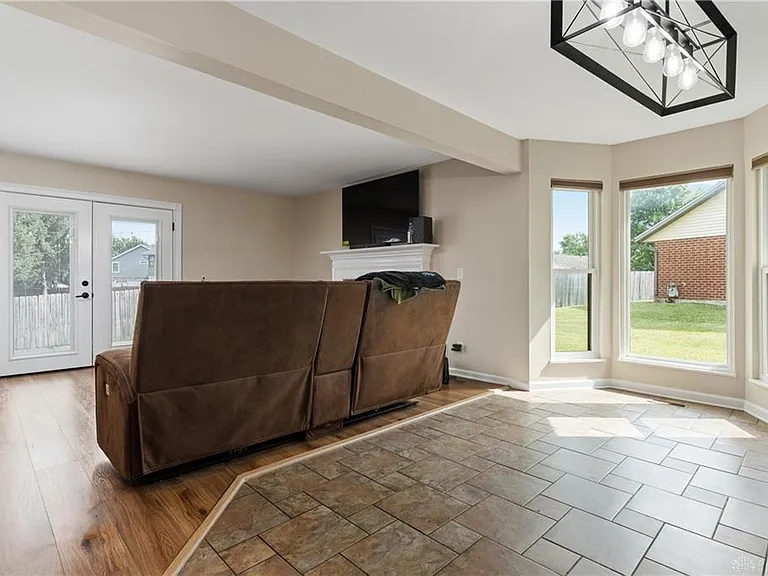 6840 Coronado Cir — Photo 23