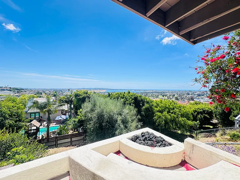 3539 Mount Laurence Dr — Photo 30