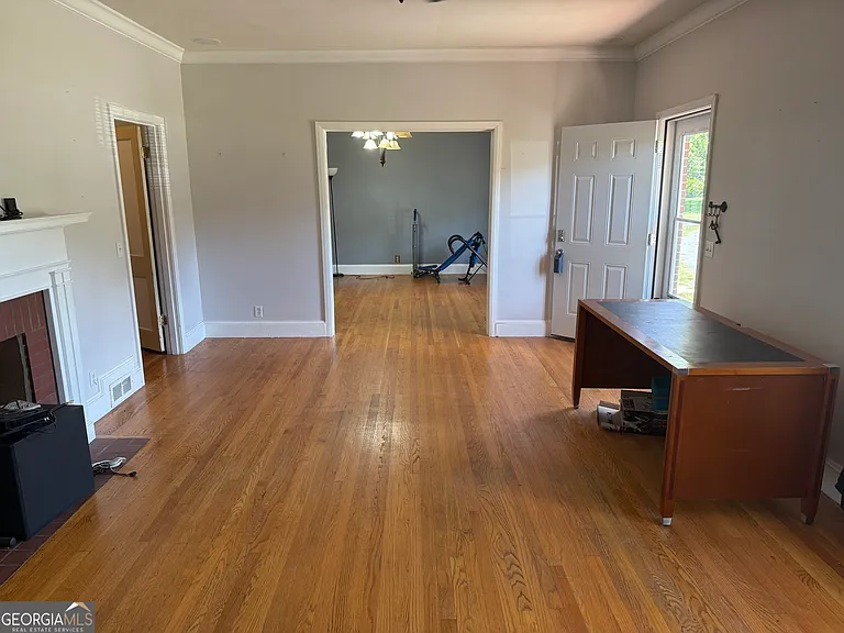 998 Highland Cir SE — Photo 8