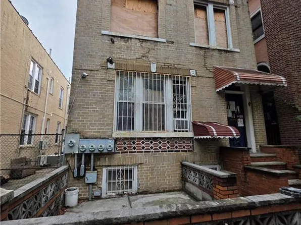 758 44th St, Brooklyn, NY 11220