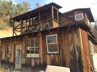 20261 195th St E, Valyermo, CA 93563