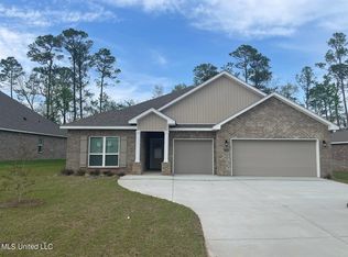 11616 Talla Dr, Ocean Springs, MS 39564