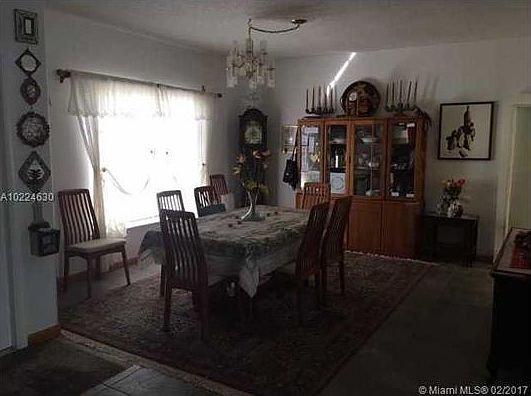 3rd image of 16723 Golfview Dr