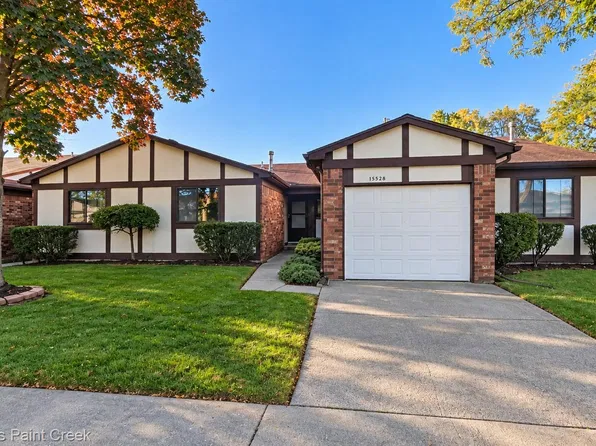 13528 Angela Dr #3, Warren, MI 48088
