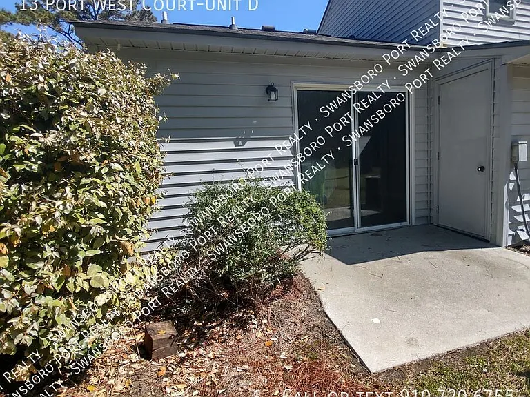 13 Port West Ct #D — Photo 18