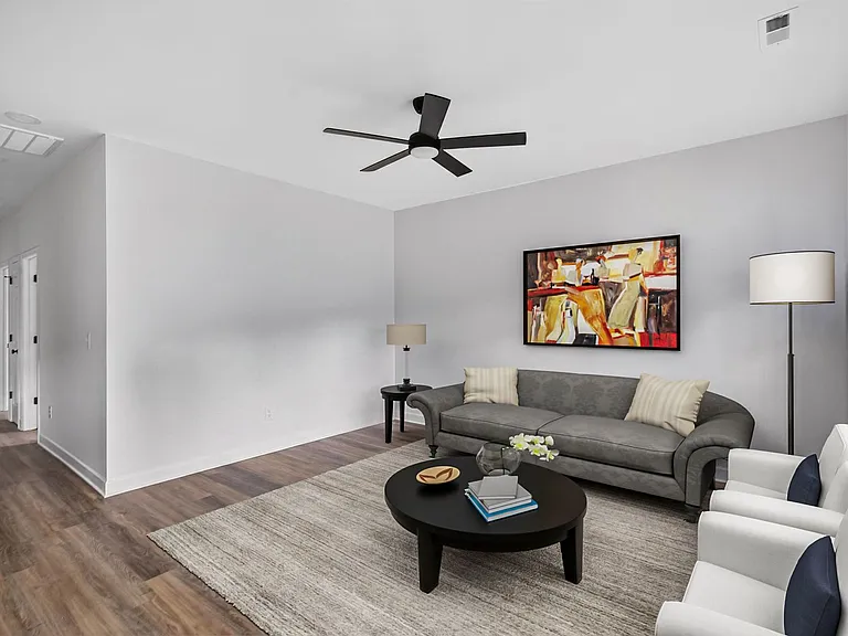 417 8th Street Dr SW — Photo 14