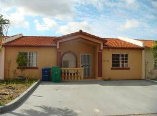 17236 NW 74th Ct, Hialeah, FL 33015