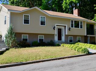 74 Laurel St, Lowell, MA 01852