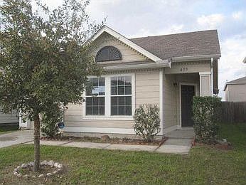 1st image of 439 Remington Creek Dr