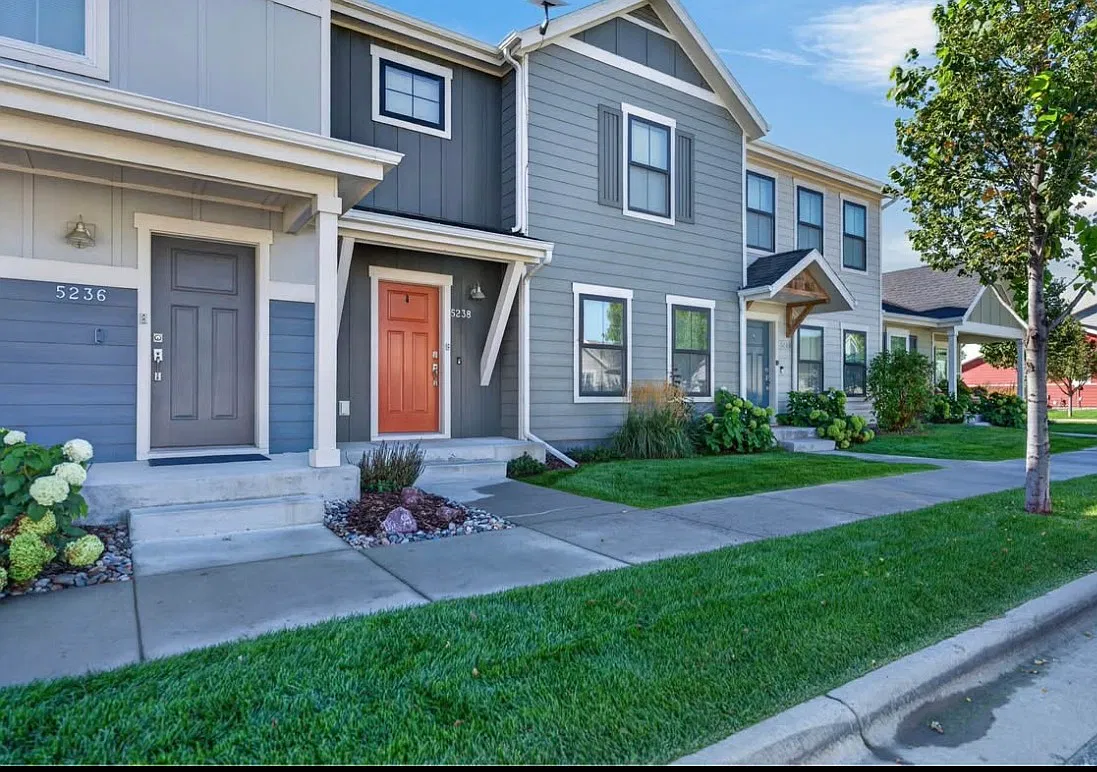 3 bed, 2.5 bath, 1596 sqft, $3,000 — Photo 3