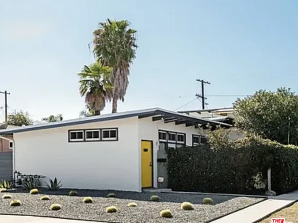 8807 Reading Ave, Los Angeles, CA 90045