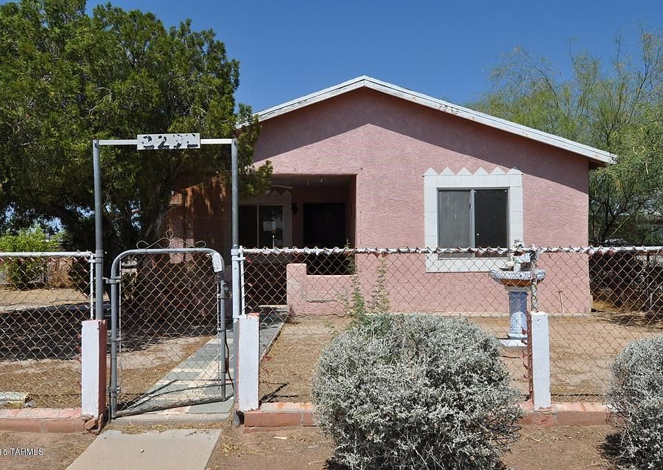 Front original house 2b/1ba
