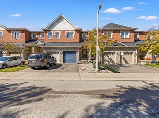 56 N Lake Rd #23, Richmond Hill, ON L4E0G5