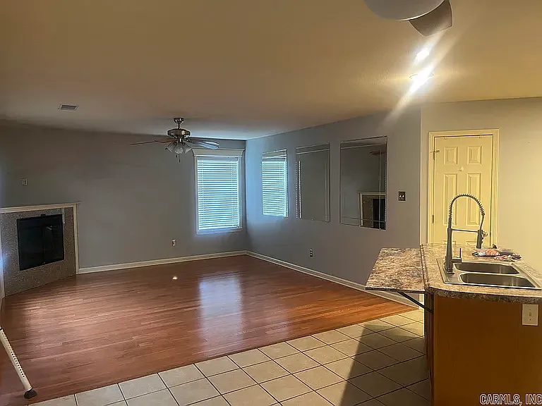 9914 Merlot Ln — Photo 9