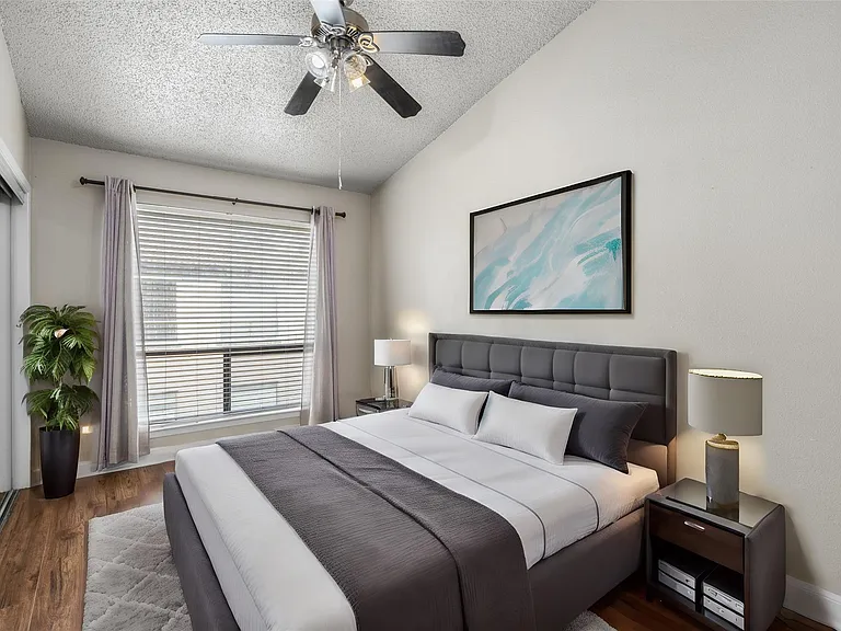 806 W 24th St #326 — Photo 21