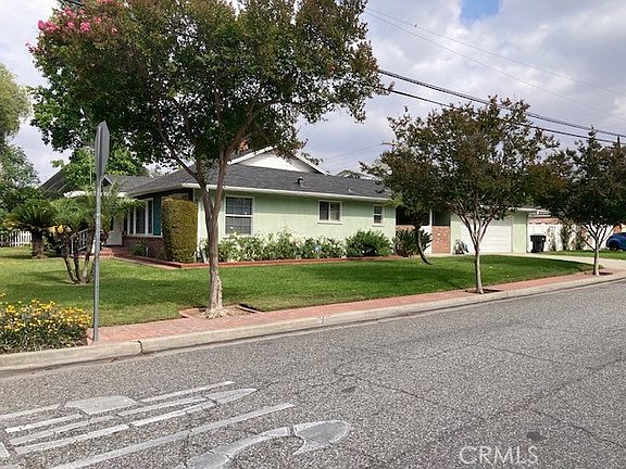 2nd image of 4948 Granada Ave