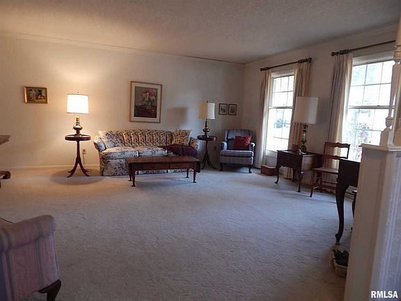 5th image of 4390 N Newport Ct
