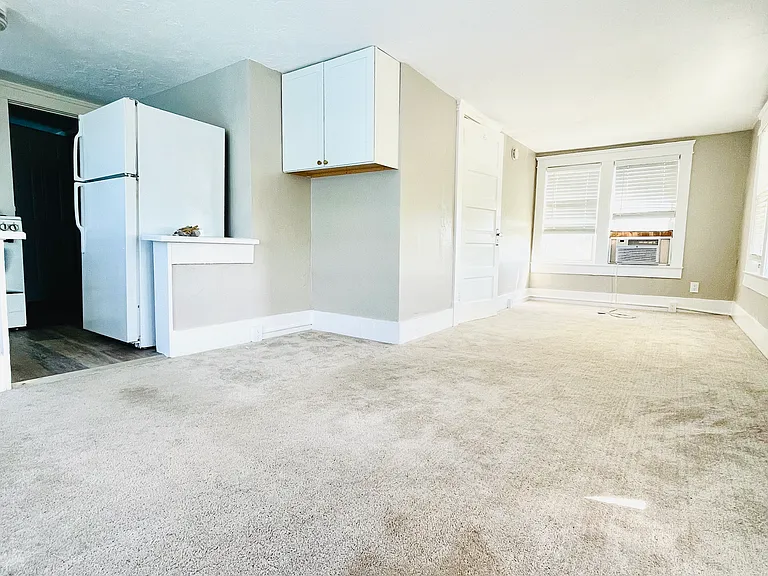 307 S Grandview Ave #3 — Photo 5