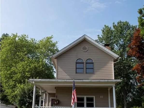 60 Bridge St, Newton Falls, OH 44444