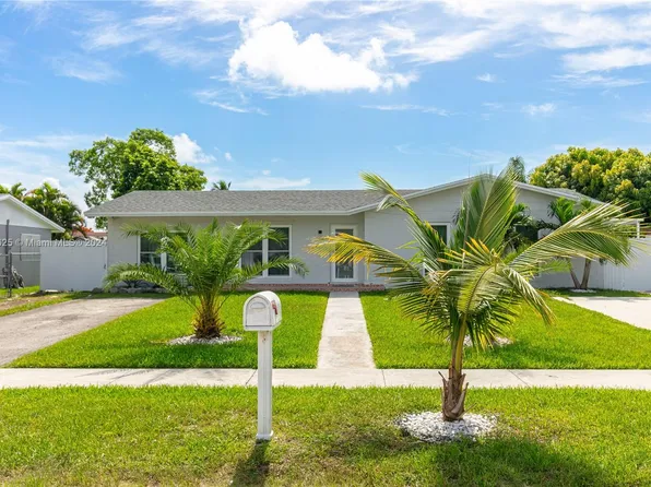 15601 SW 106th Ave, Miami, FL 33157