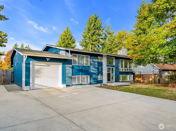 1826 S 263rd Place, Des Moines, WA 98198