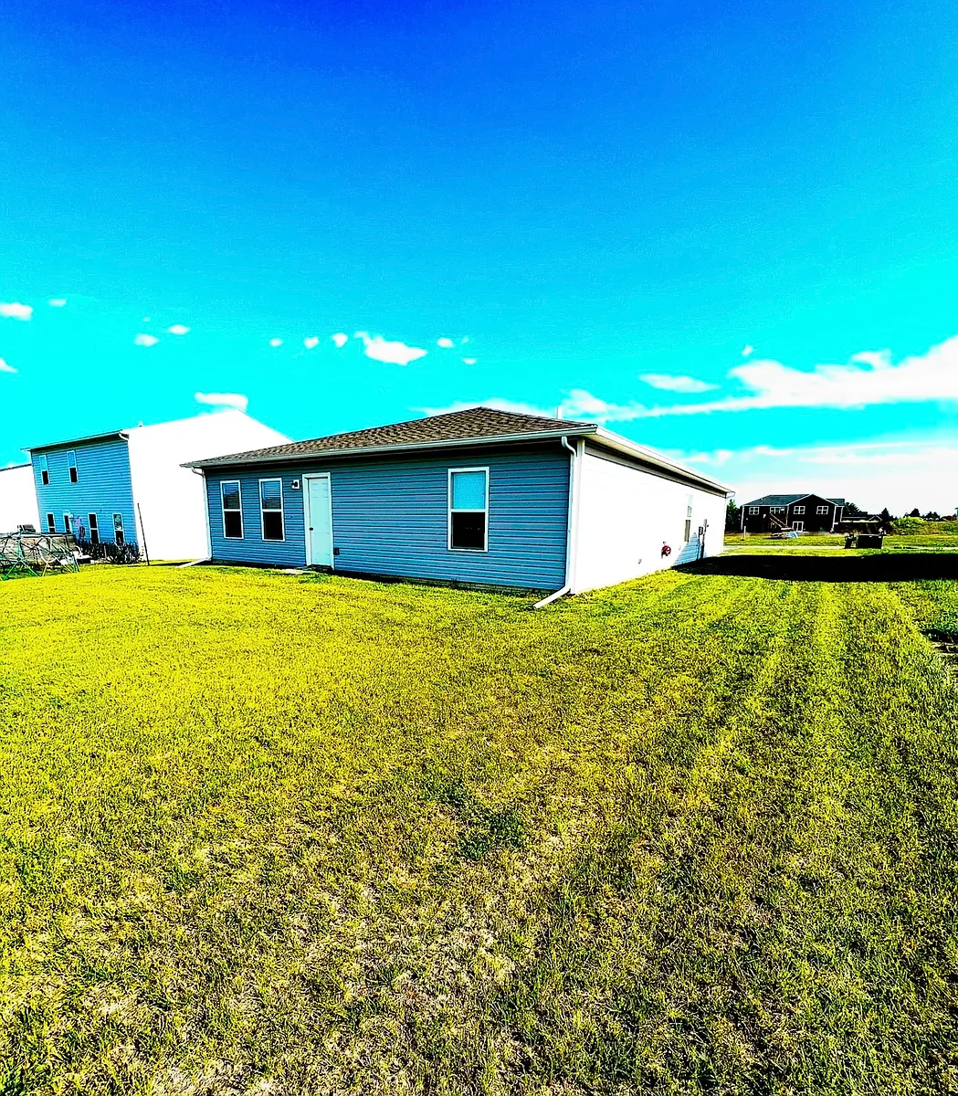 Building Photo - 318 Post Oak Dr