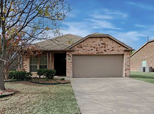 105 Coyote Run, Waxahachie, TX 75165