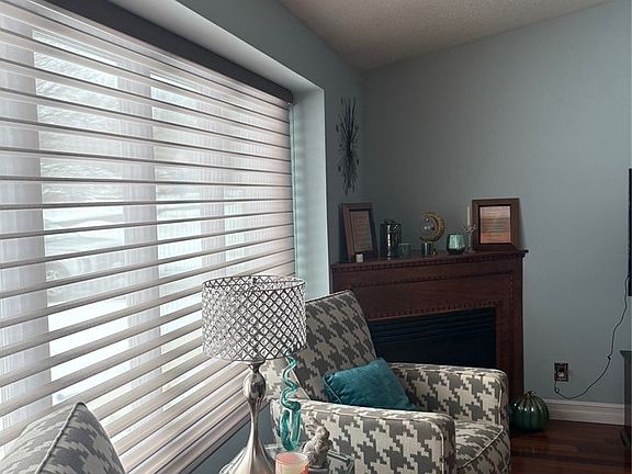 4th image of 8421 Forest Rd