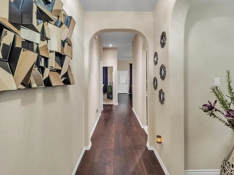 1410 Majestic Meadows Dr — Photo 5