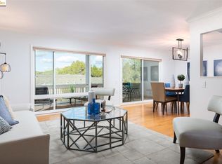 1300 Singingwood Ct APT 4, Walnut Creek, CA 94595