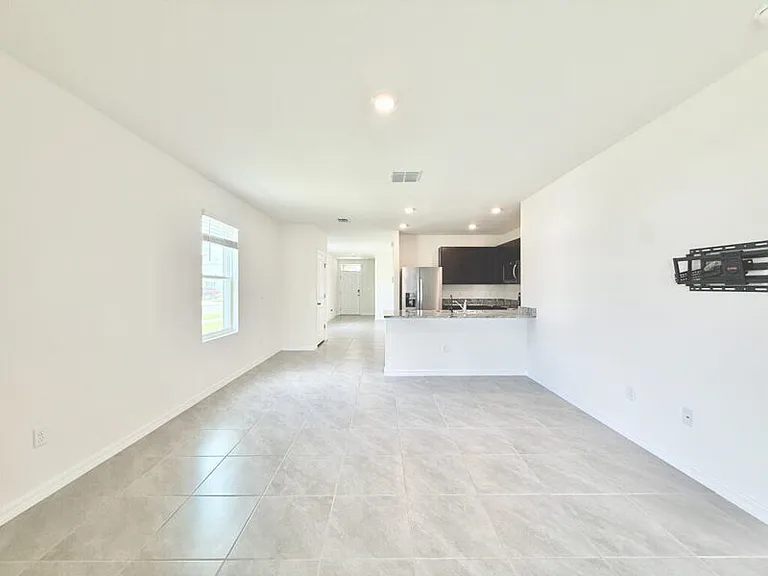 5699 Chorleywood Ln — Photo 11