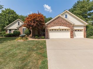 427 Yellowstone Dr, Farmington, MO