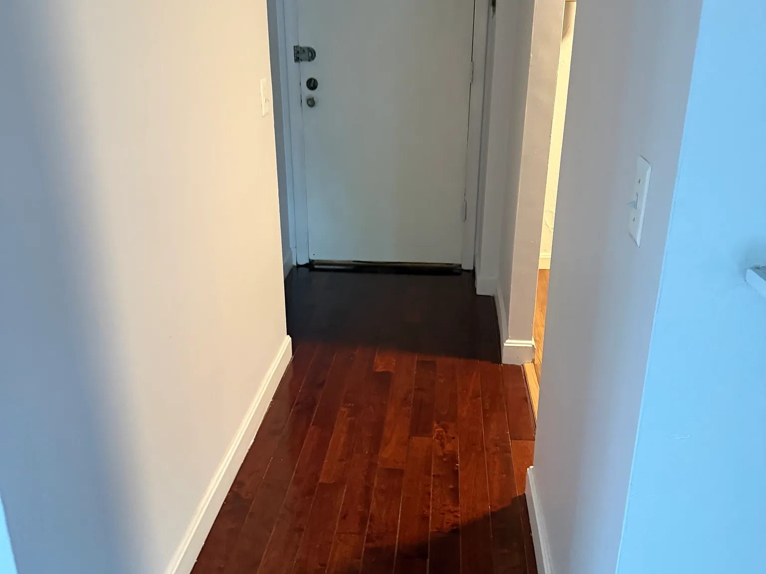 2 bed, 782 sqft, $2,400 — Photo 4