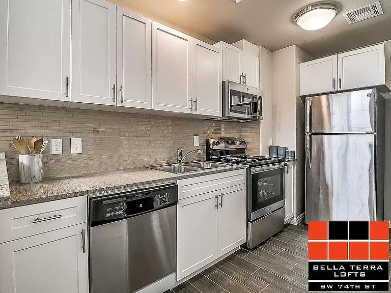 Bella Terra Lofts — Photo 7