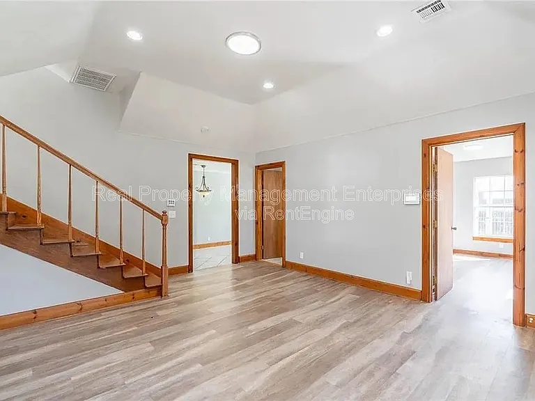 3633 N Youngs Blvd — Photo 5