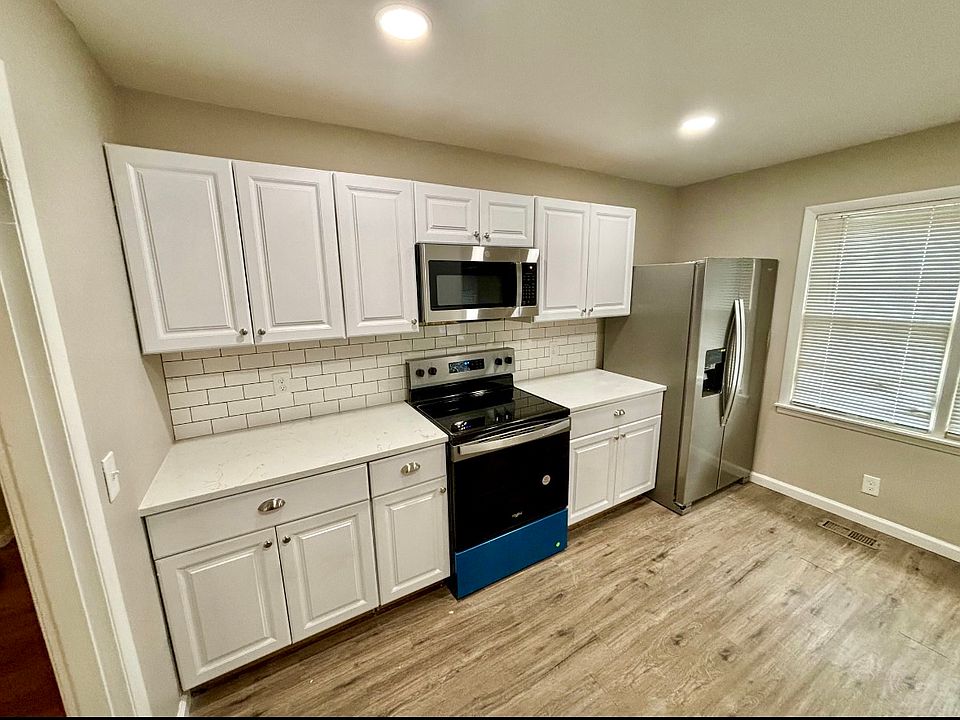 1st image of 4202 Cloverdale Dr NW