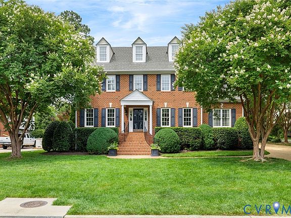 2nd image of 8208 Kingsdown Ct
