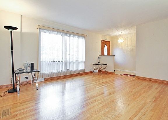 2nd image of 4216 N Kedvale Ave APT F
