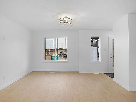 4th image of 19486 21st Ave NW