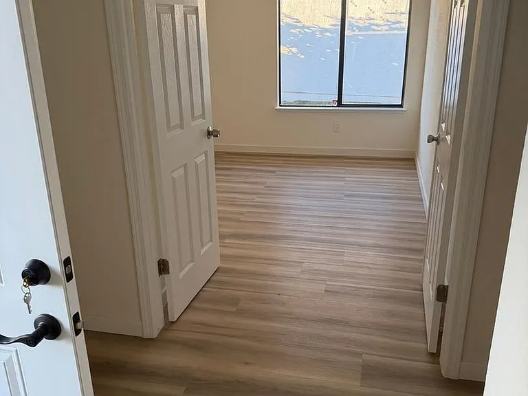 328 Brighton St — Photo 16